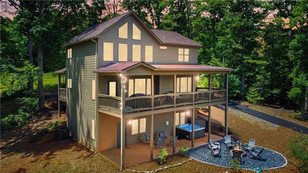 196 Grayson Point, Blue Ridge