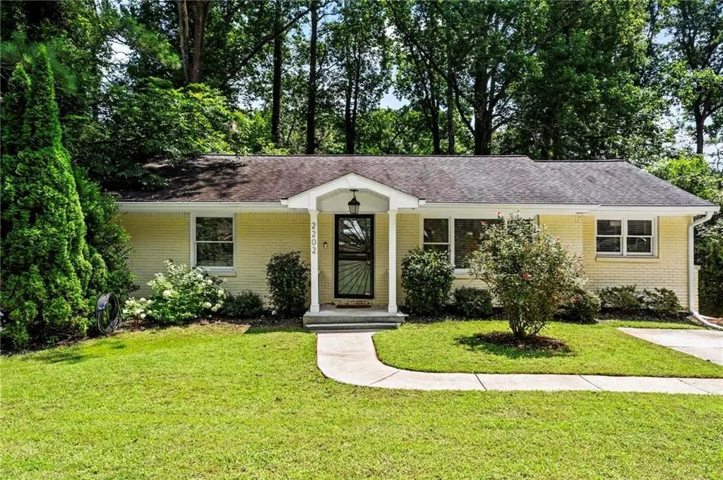 2202 Lilac Lane, Decatur