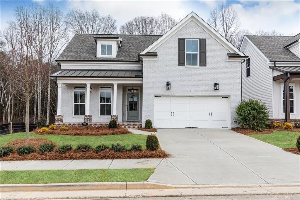 879 Eastman Court, Hoschton