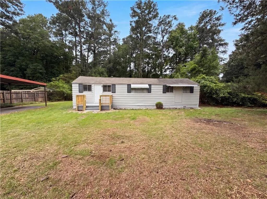 1396 Pine Drive, Atlanta