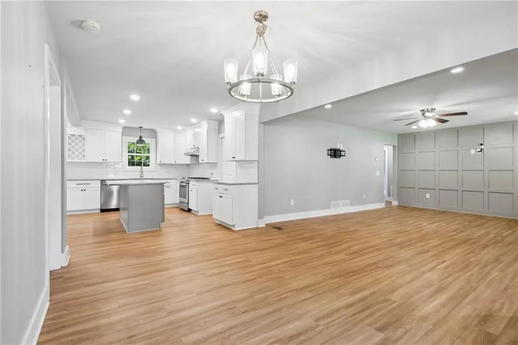 6113 Grant Ford Road, Gainesville