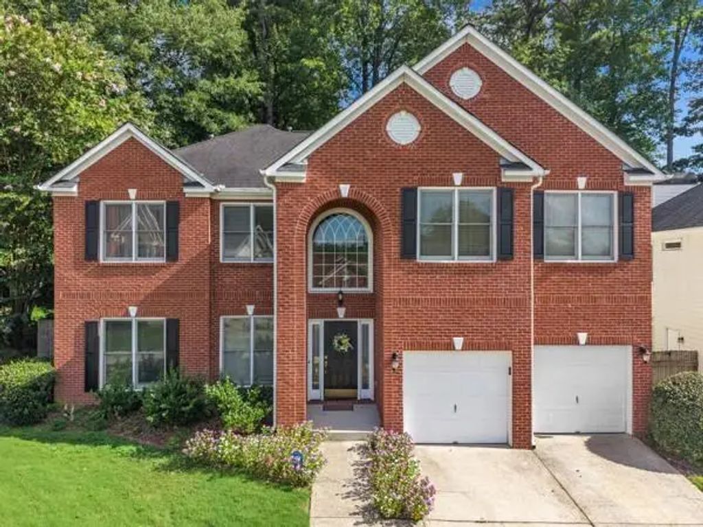 256 Ennisbrook Dr Se, Smyrna