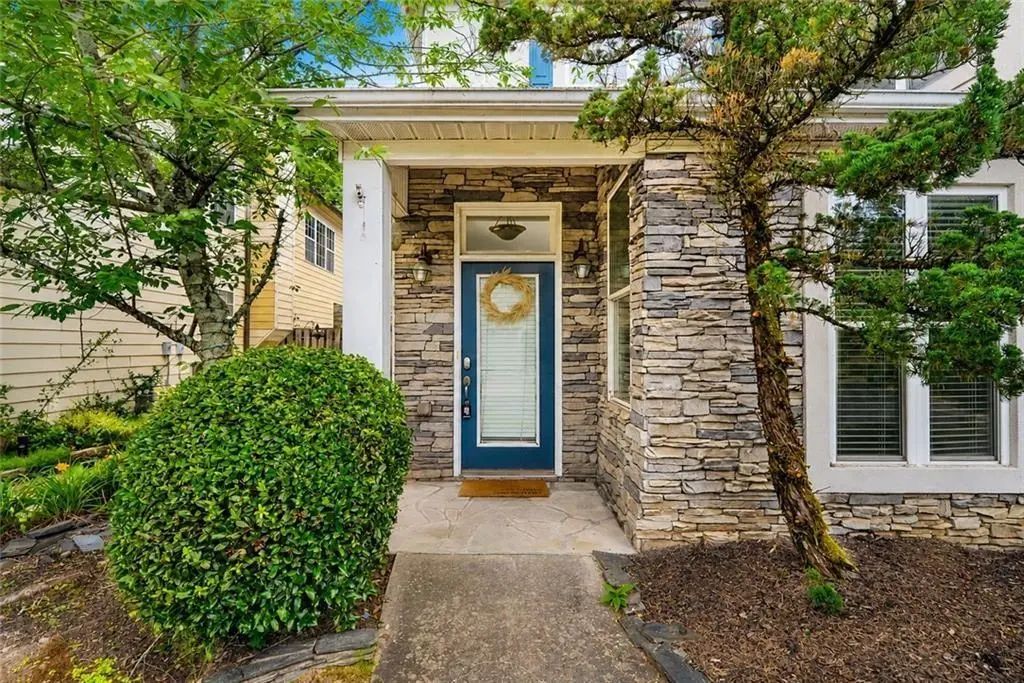 1366 Brookhaven Village Circle Ne, Atlanta