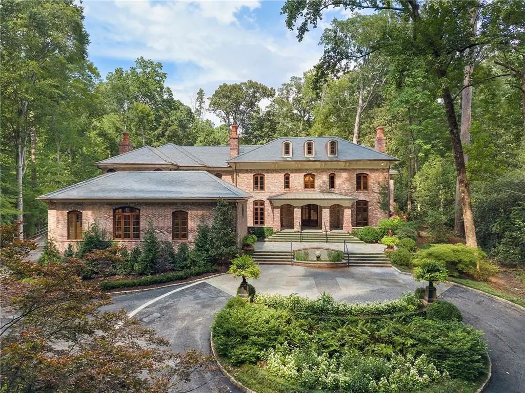 35 Valley Road Nw, Atlanta