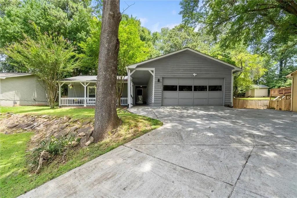 745 Waterbrook Terrace, Roswell