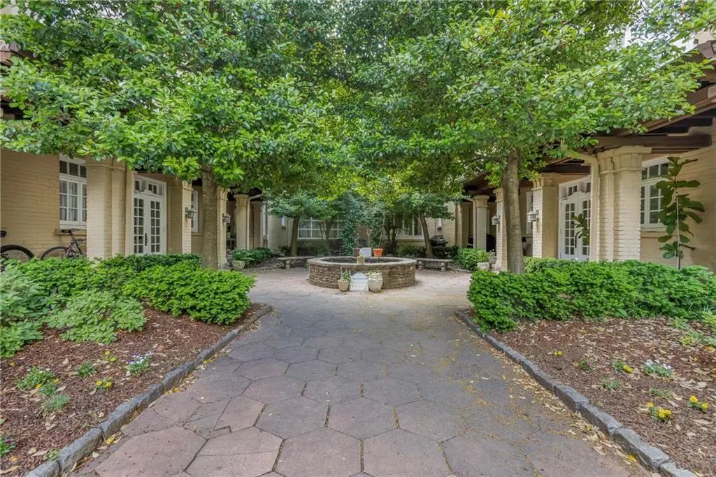 Unit 4 - 754 Juniper Street Ne, Atlanta