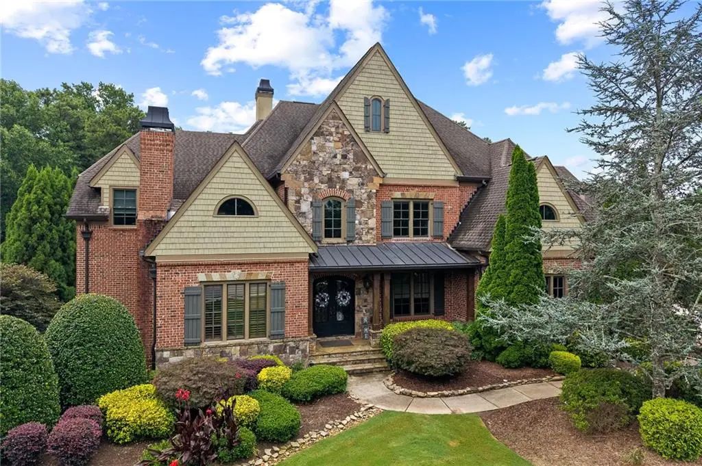 2750 Drayton Hall Drive, Buford