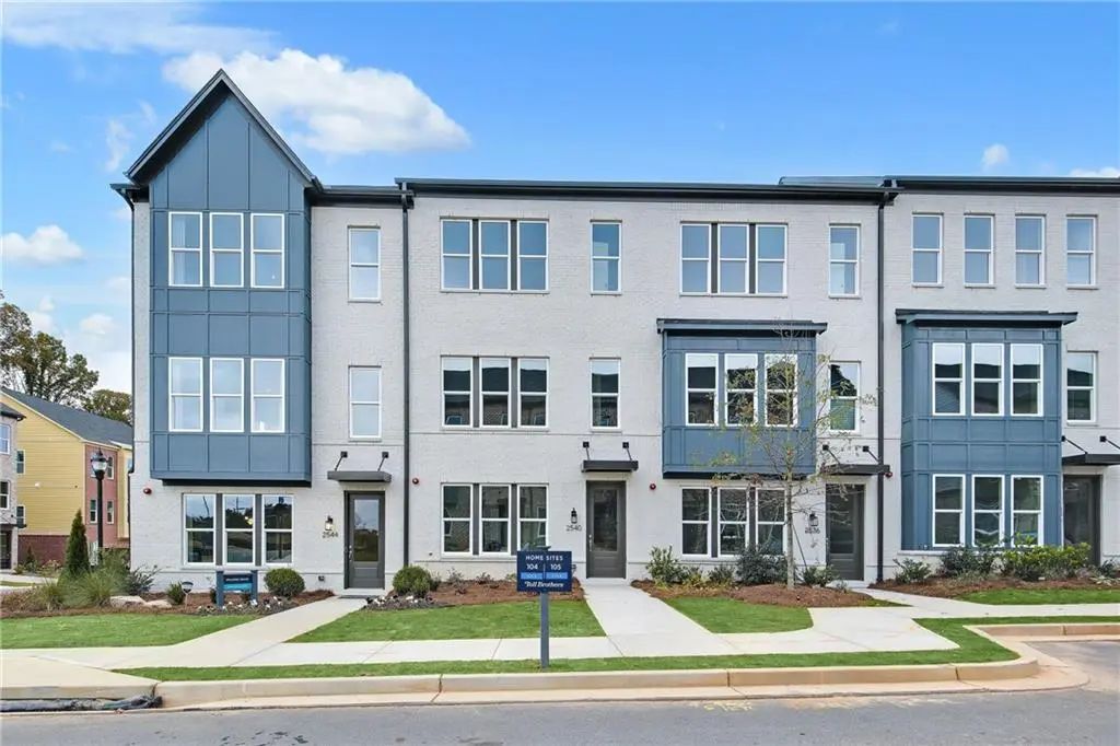 Unit 61 - 2733 Chestnut Willow Walk, Smyrna