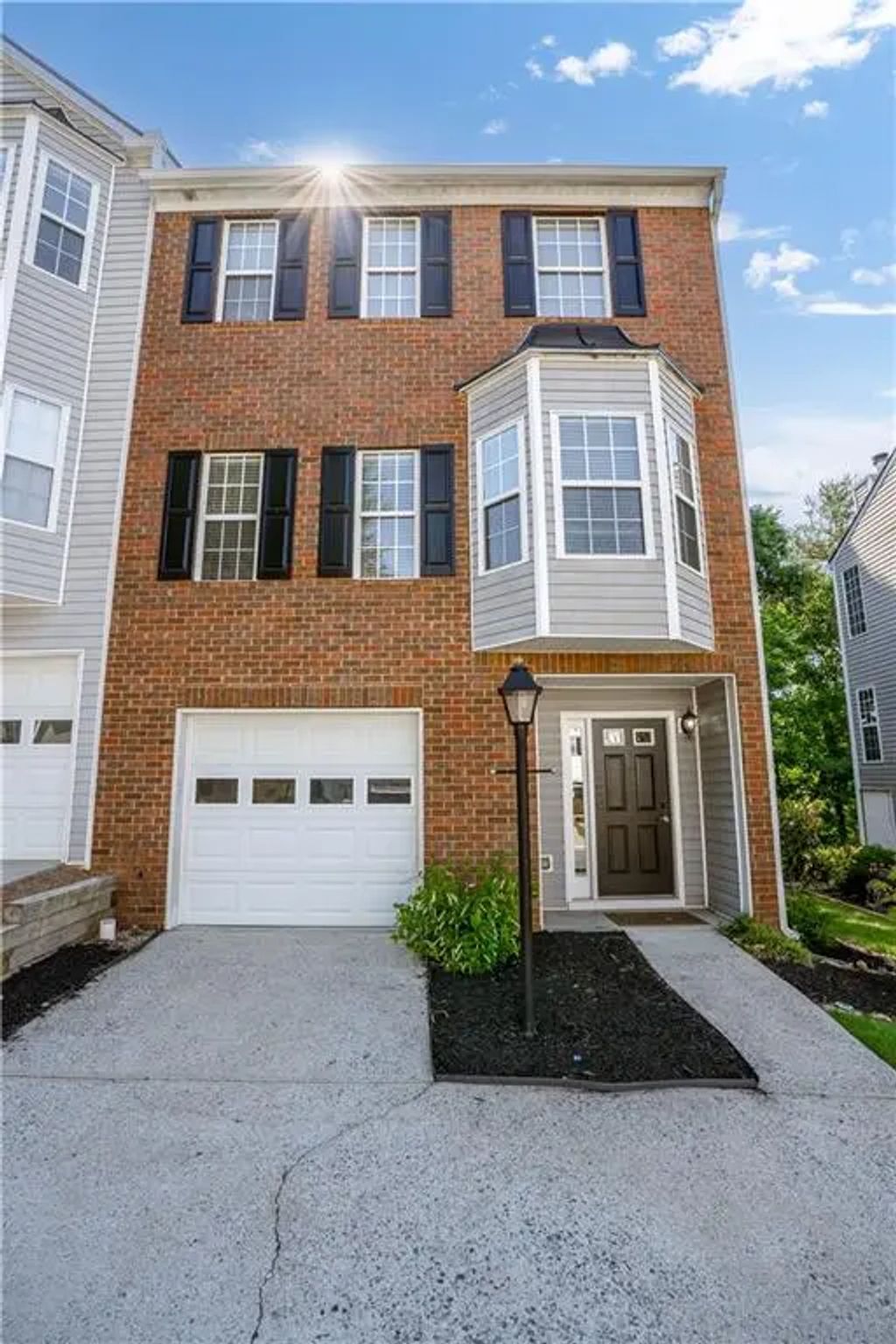 1622 Indian Way, Cumming