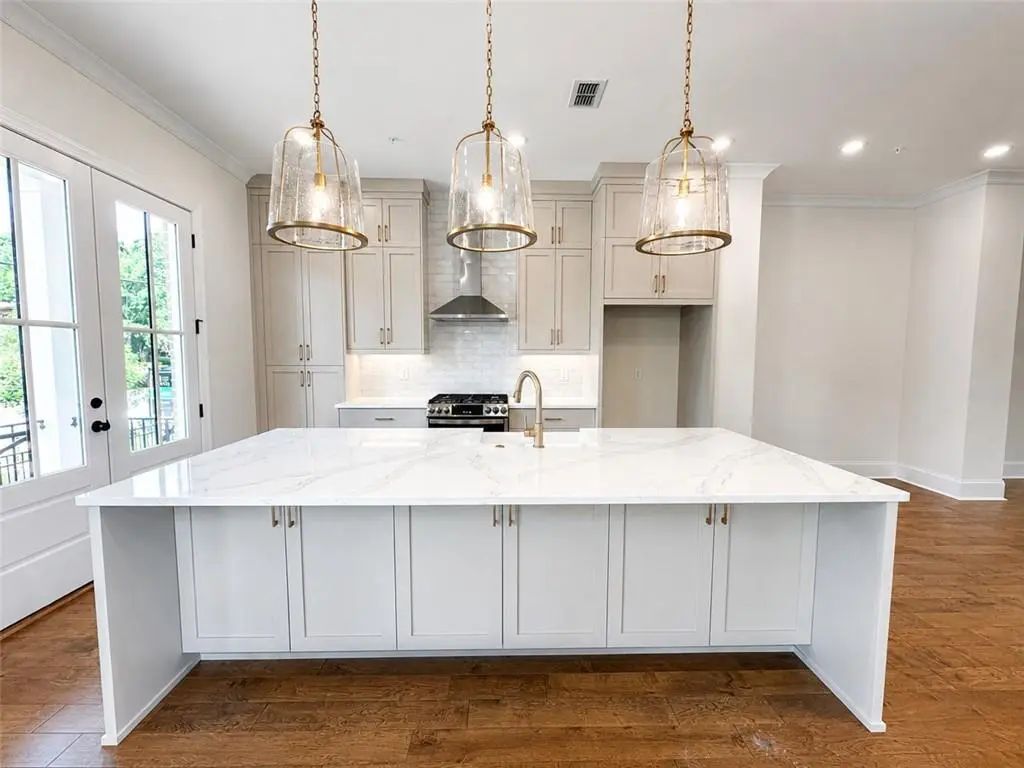 Unit 4 - 200 Midnight Oak Run, Alpharetta