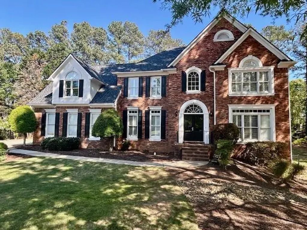 310 High Vista Court, Alpharetta