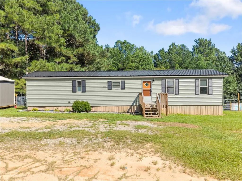 247 Highway 323, Maysville