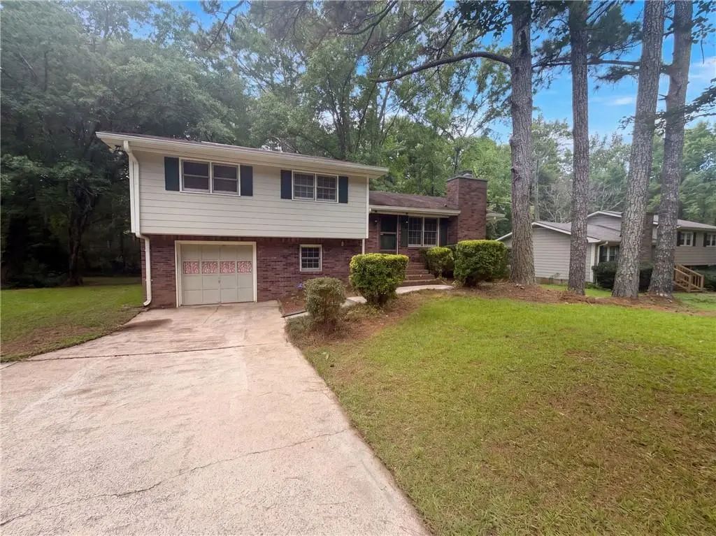 3318 Ben Hill Street Sw, Marietta