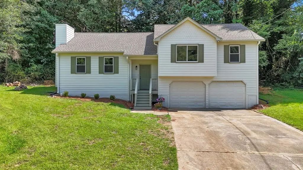 1006 Pinetree Court, Powder Springs