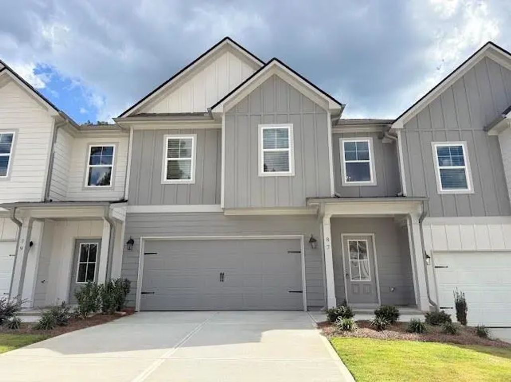 93 Maple Trail, Dawsonville