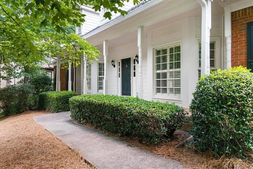 8855 Glen Ferry Drive, Johns Creek