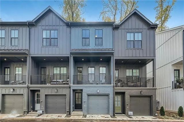 180 Chestnut Circle, Atlanta