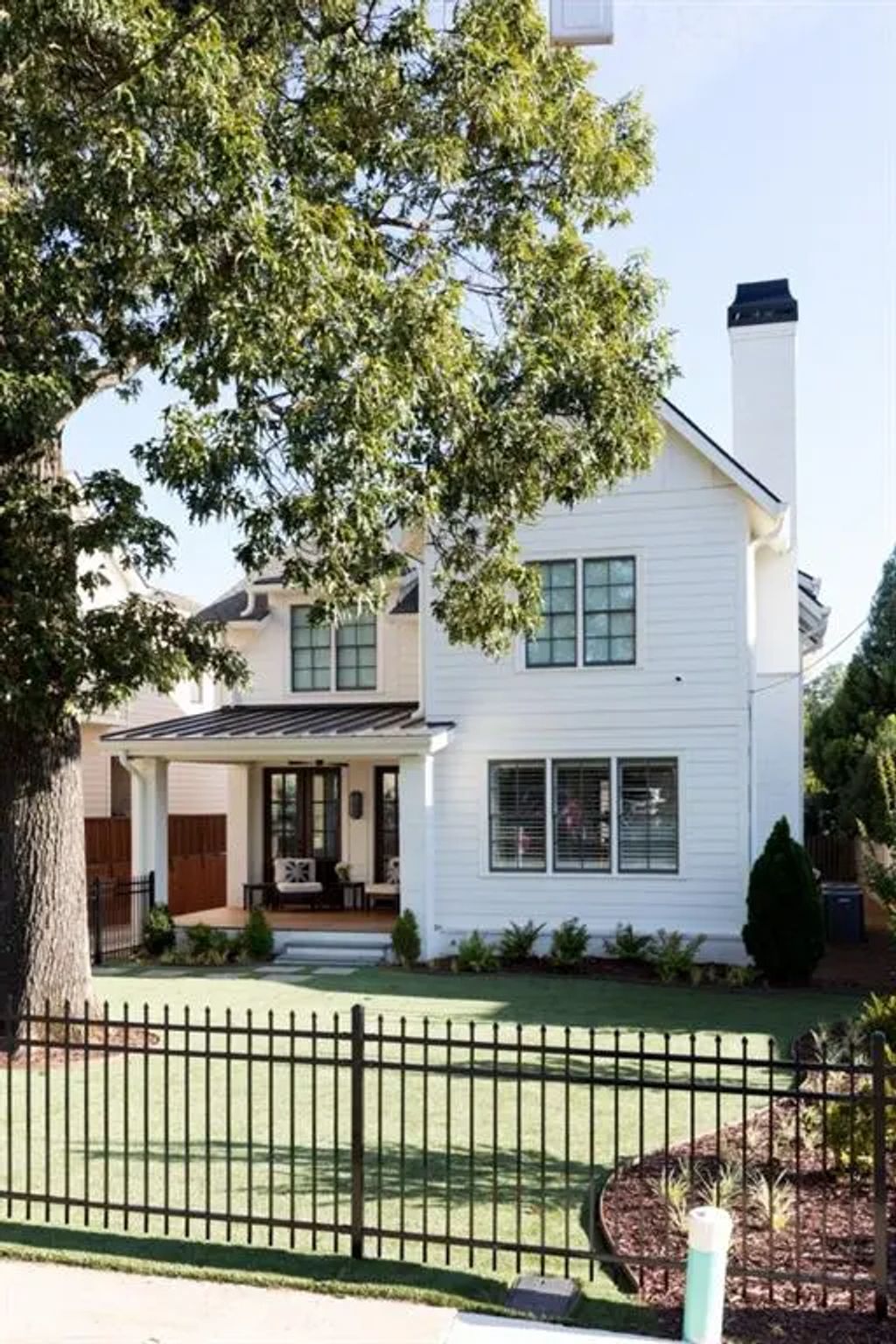 1555 Walker Avenue, Atlanta