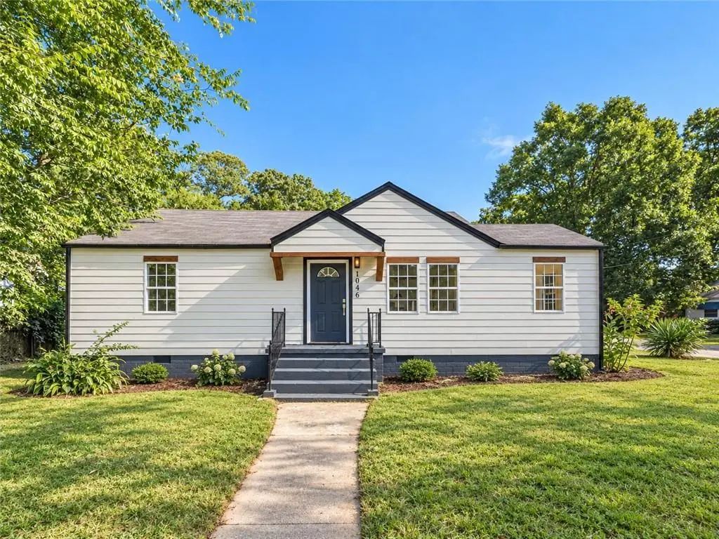 1046 Cheaves Street, Forest Park