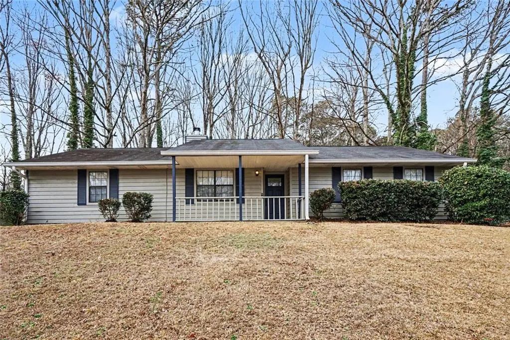 2221 Davis Oaks Court, Stone Mountain