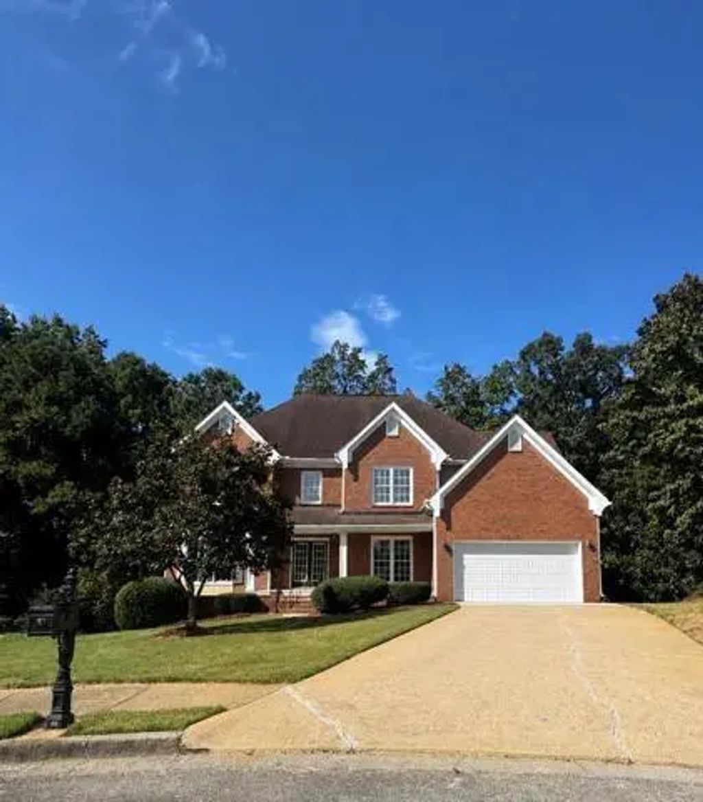 35 Parkview Trace Pass Sw, Lilburn