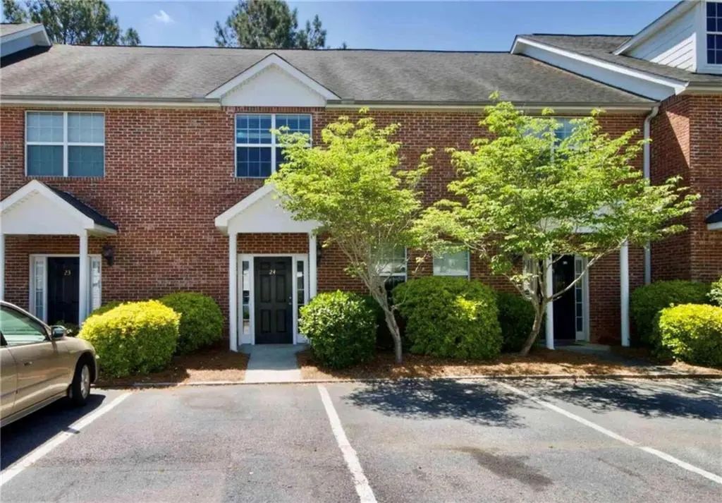 24 Intown Place, Fayetteville