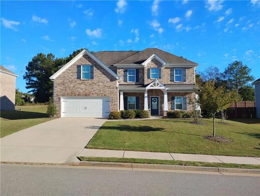 136 Petunia Court, Mcdonough