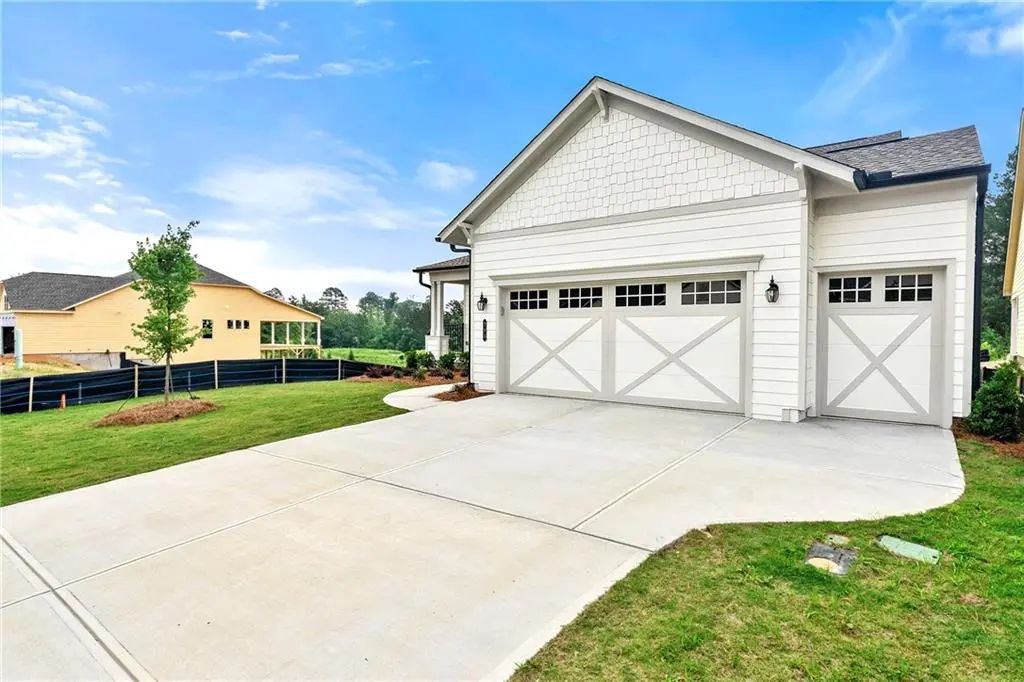 203 Bear Way, Hoschton