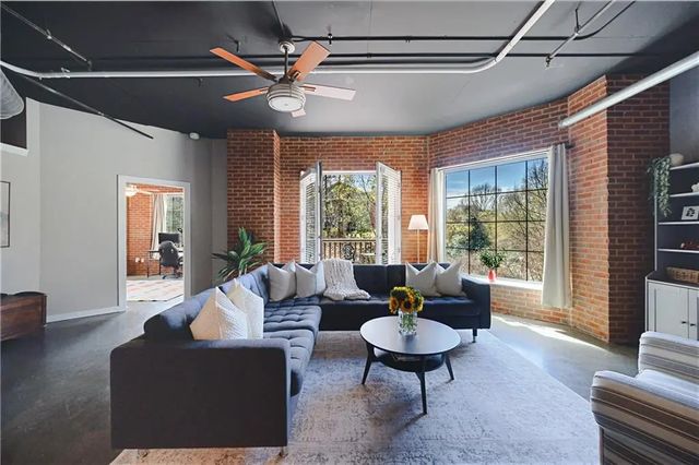 Unit 210 - 395 Central Park Place Ne, Atlanta
