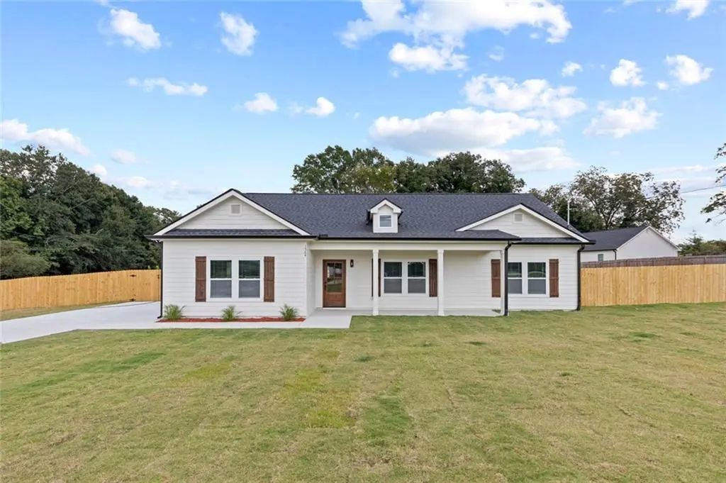 1564 Mcintosh Road, Douglasville