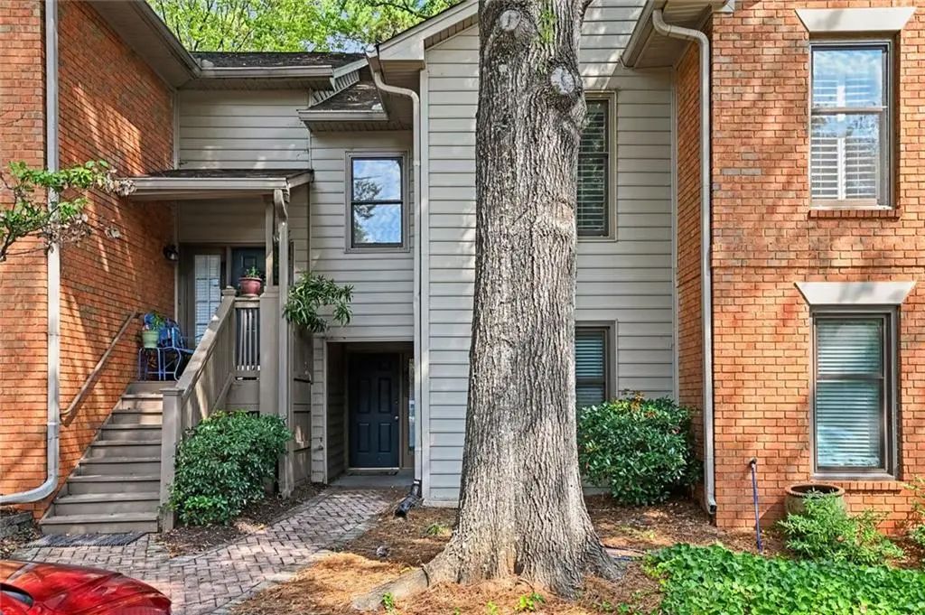 105 Garden Court, Atlanta