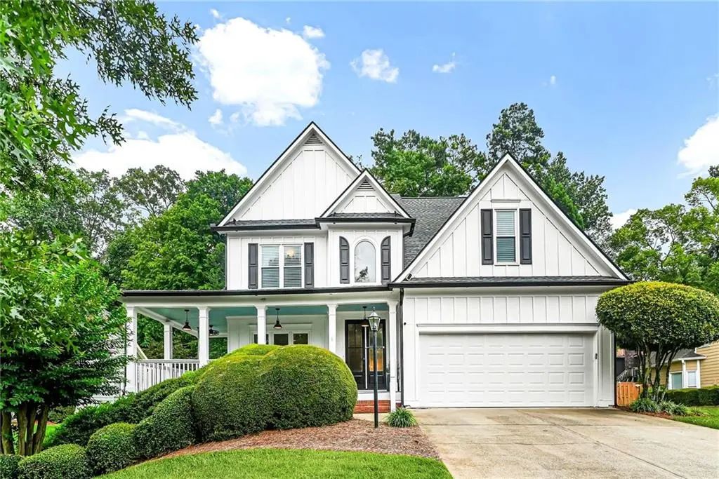 2437 Retreat Close, Marietta