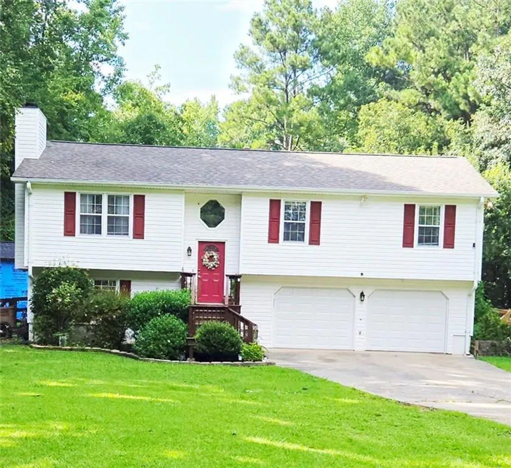 503 Little River Court, Woodstock