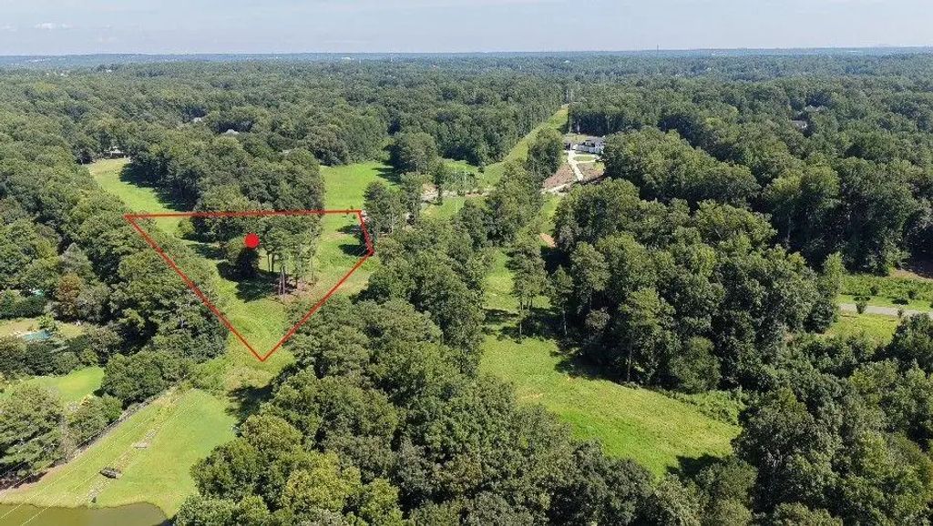 2050 Magnolia Lane, Milton