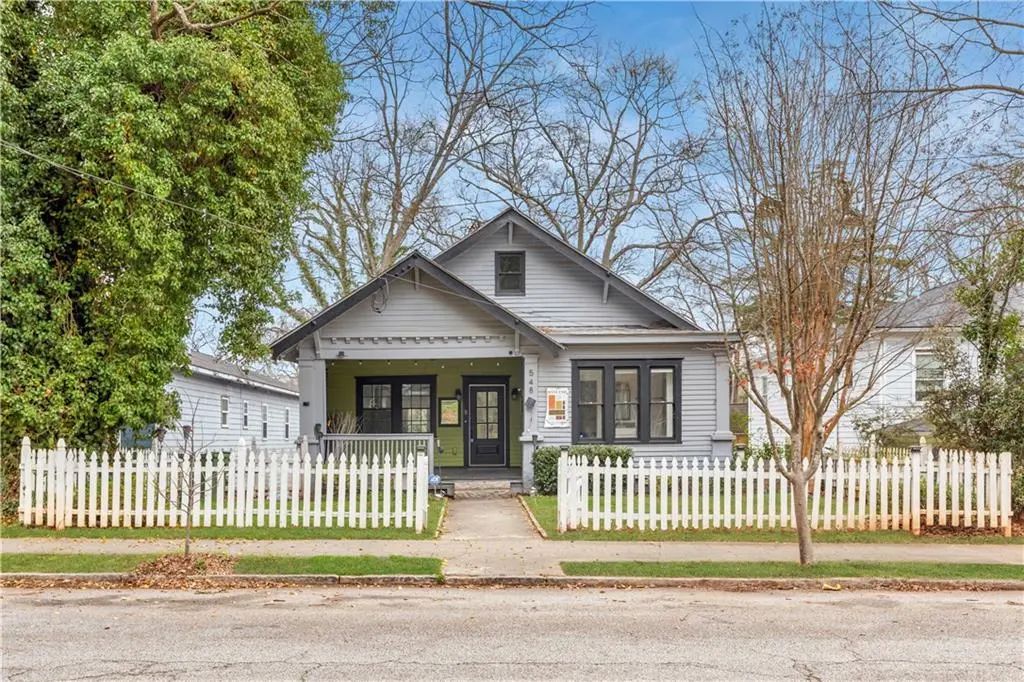 548 Holderness Street Sw, Atlanta