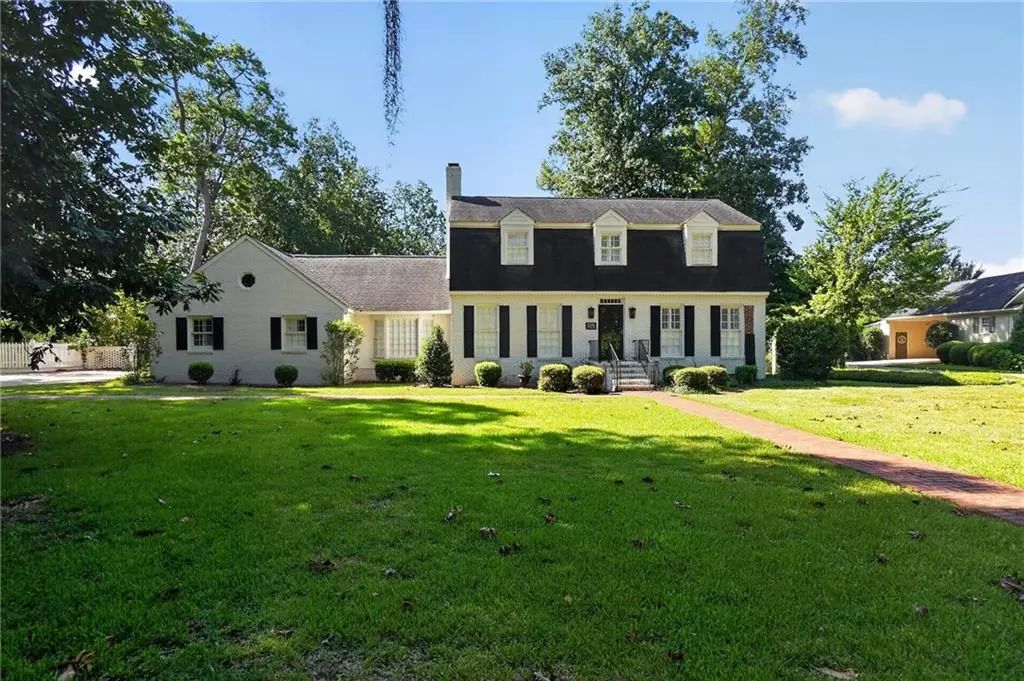 2210 E Doublegate Drive, Albany