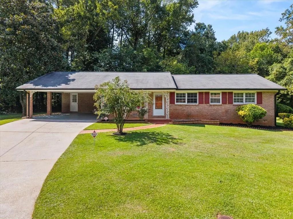 3961 Camelot Court, Tucker