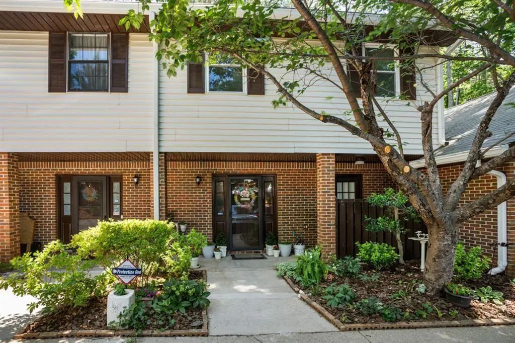 6176 Wintergreen Road, Norcross