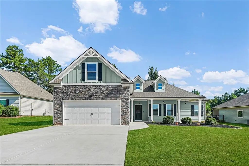 8844 St Andrews Parkway, Winston