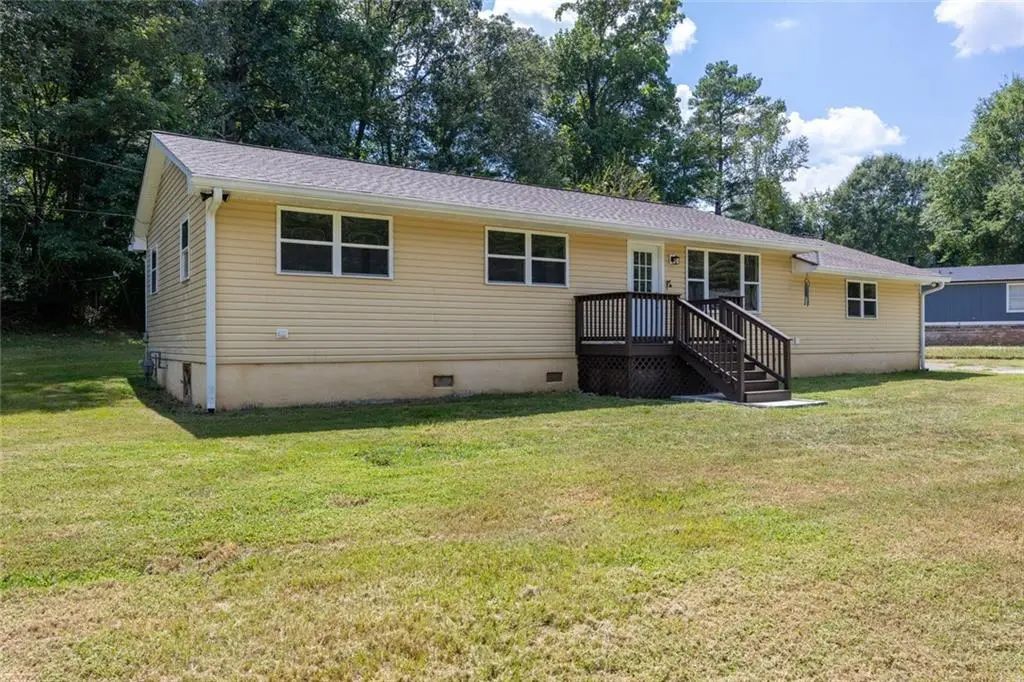 354 Pine Valley Road, Powder Springs