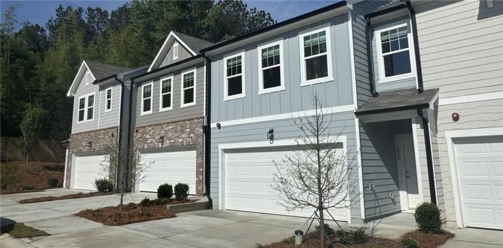 3021 Osier Circle, Douglasville