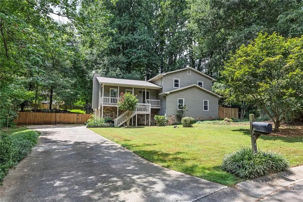 917 Andover Court, Woodstock
