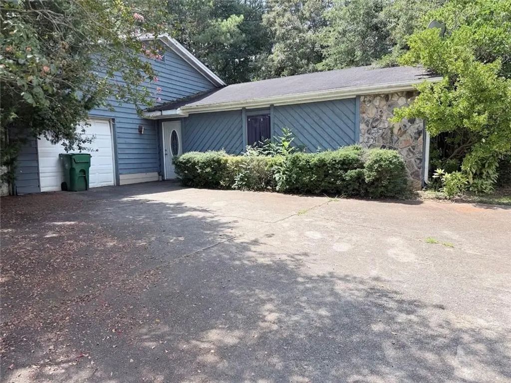 1839 Quailwood Drive, Stone Mountain