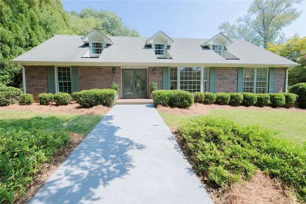 4962 Dewberry Circle, Acworth