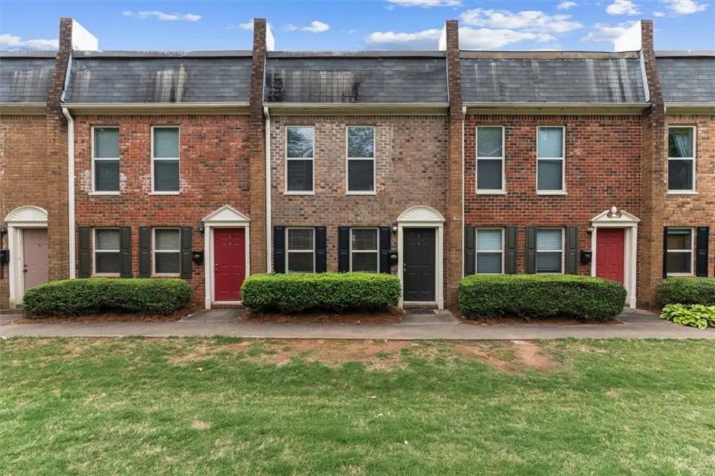 Unit F - 235 Winding River Drive, Sandy Springs