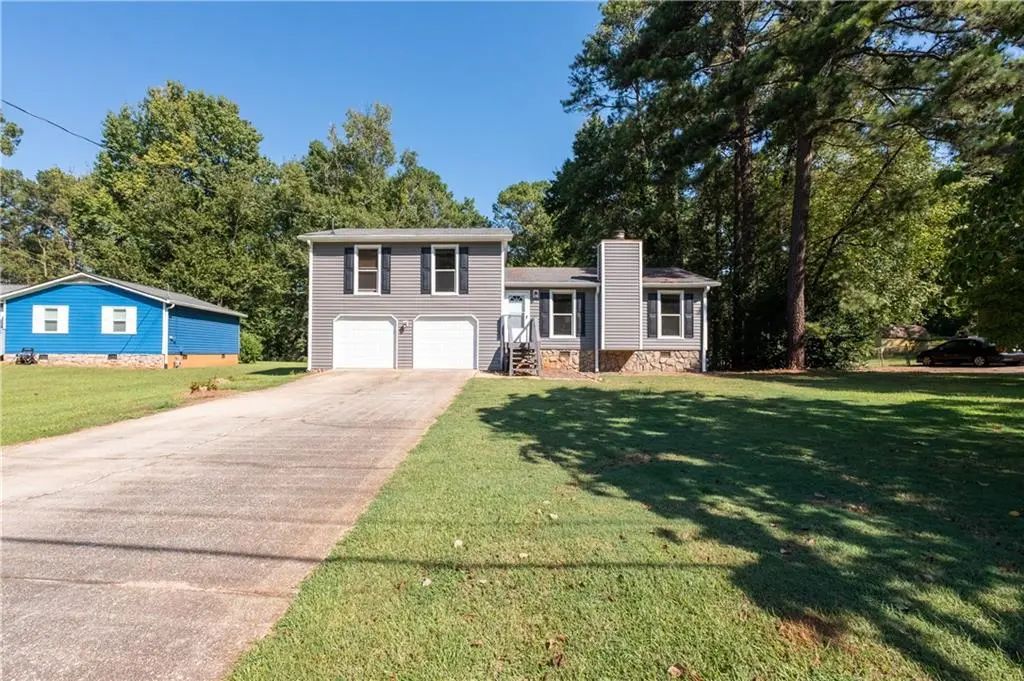 1119 Blazing Ridge, Lawrenceville