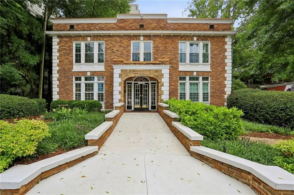 Unit 16 - 242 12th Street Ne, Atlanta