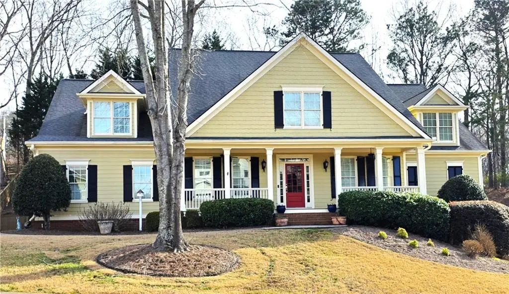 319 River Green Avenue, Canton