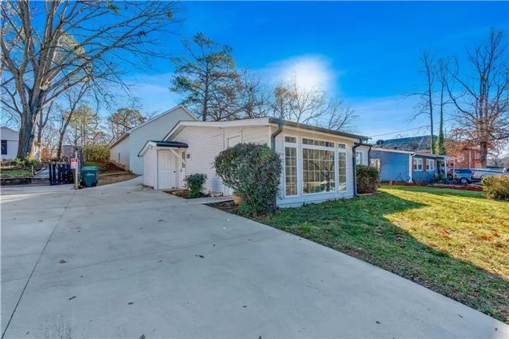 375 Bell Street Se, Marietta