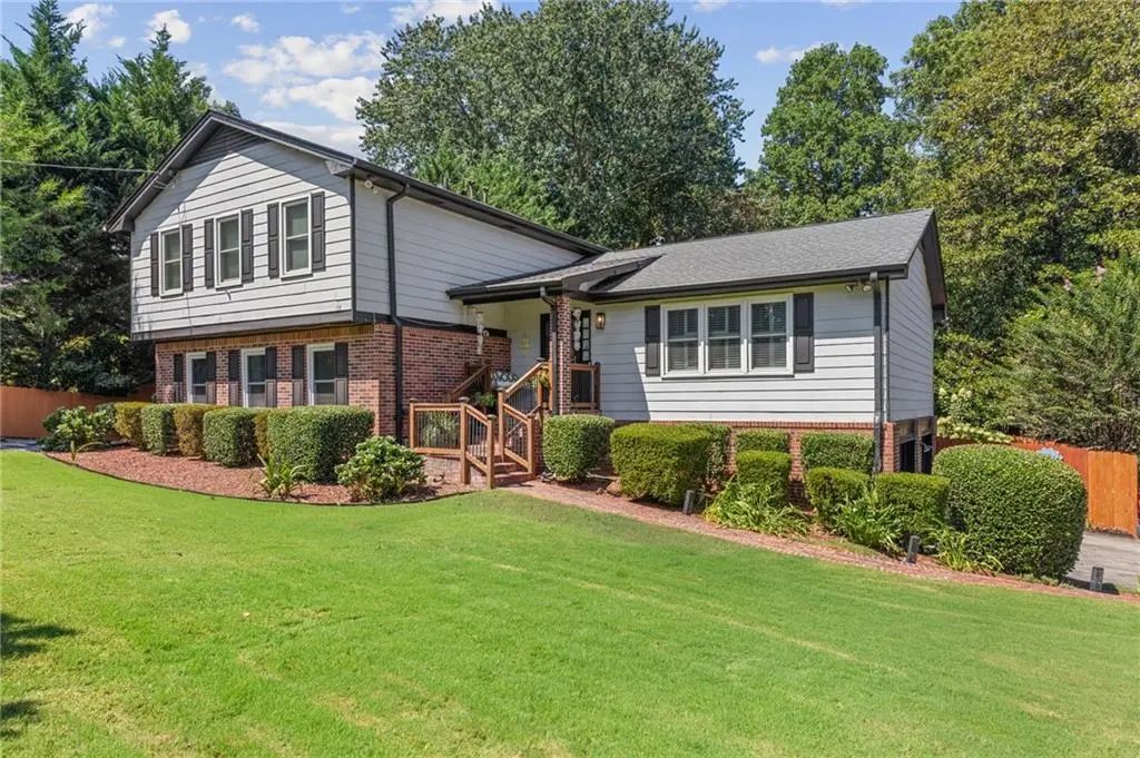 229 Coeur Place Sw, Lilburn